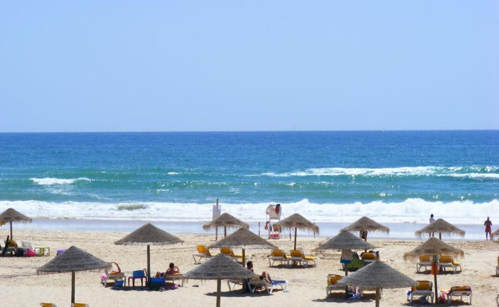 Casa Da Praia Para Ferias - Vila Pinheiro - Vivenda Johanna Villa Lagos Luaran gambar